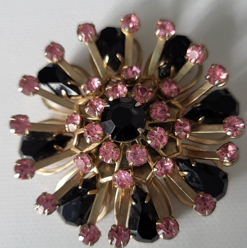 Vintage 50's Black Glass & Pink Rhinestone Set Brooch & Clip Earrings - Picture 3 of 4